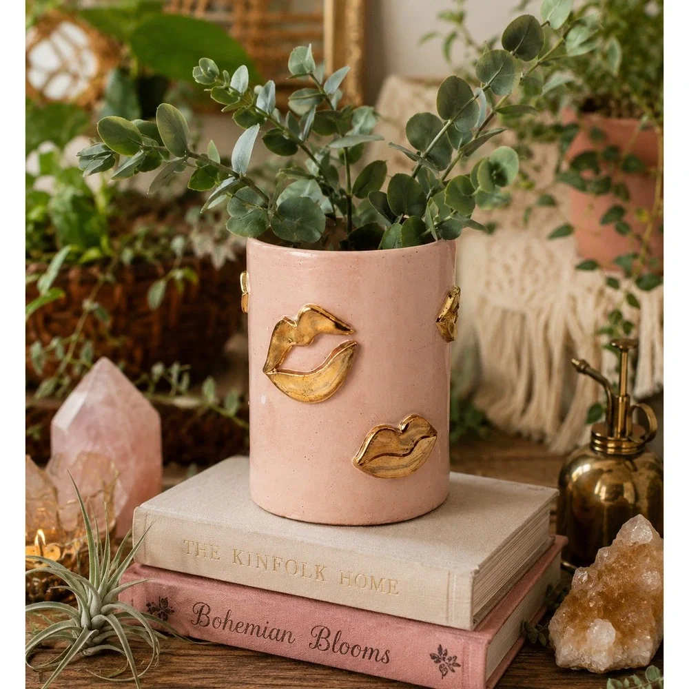 Lux Eros Blush Pink Gold Lip Kiss Planter Pot Vase‎